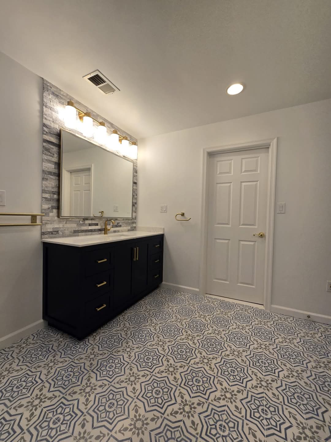 Bathroom project photo